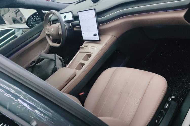 Used Nio ES8 2023 75 kWh
