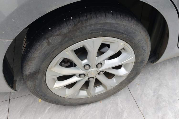 Used Chevrolet Monza 2023 1.5L Dual-Clutch Enjoyment Edition Right Rear Wheel Hub