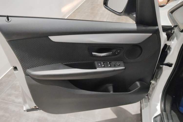 Used BMW 2 Series Active Tourer 2016 218i Fashion Model