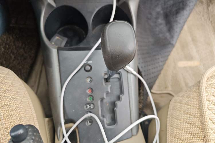 Used Toyota RAV4 2011 2.0L Automatic Classic Edition Gear Lever