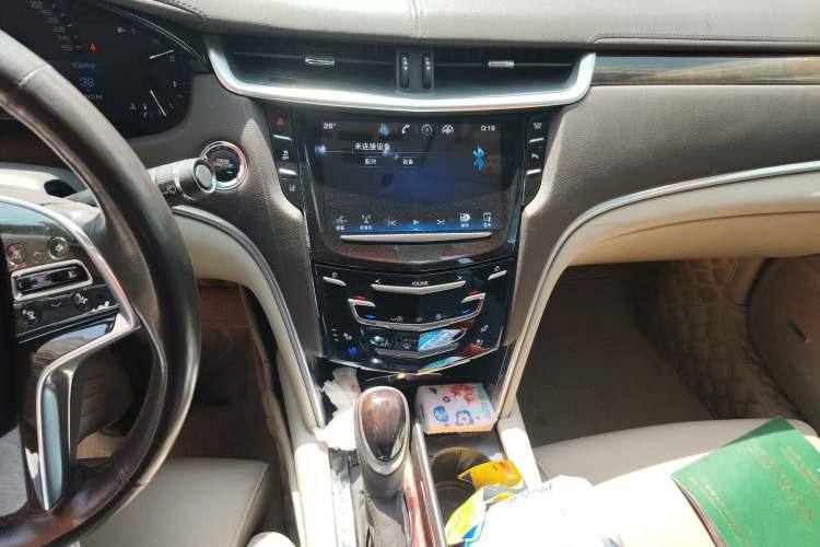 Used Cadillac XTS 2014 28T Luxury Model
