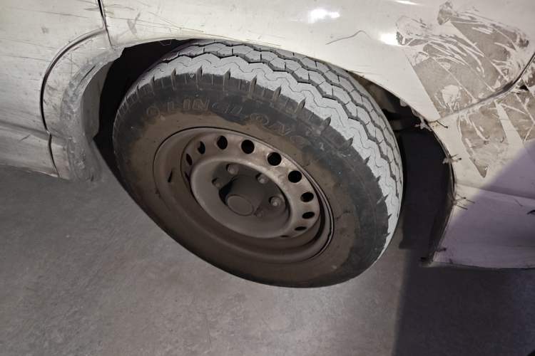 Used Jinbei Express 2020 2.0L Upgraded Version China VI Standard 6-Seater 1TZS
