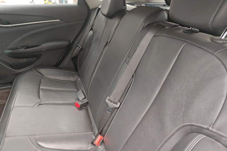 Used Buick Excelle GX 2019 18T Automatic Connected Elite Model China VI Standard