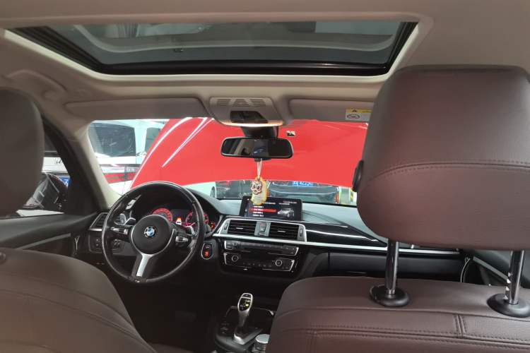 Used BMW 3 Series 2018 320Li Leading Model M Sport Package
