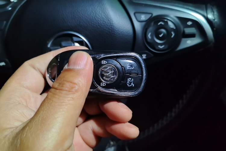 Used Buick Regal 2019 20T Elite Version China VI Standard Vehicle Key