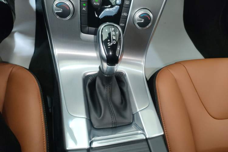 Used Volvo S60 2019 S60L Facelift T5 Intelligent Advanced Edition