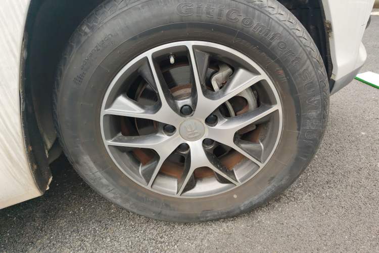 Used BYD Song 2017 Gaishi Upgrade Edition 1.5TI Manual Elite Model