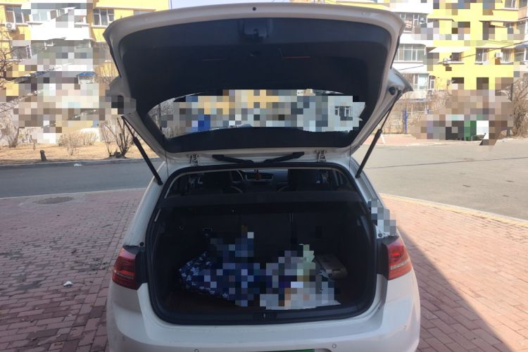 Used Volkswagen Golf 2015 1.6L Automatic Fashion Model Trunk