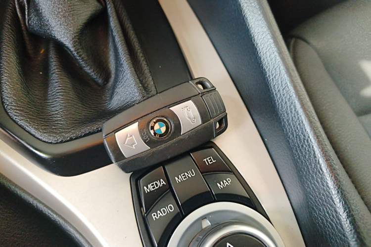 Used BMW X1 2012 sDrive18i Luxury Edition