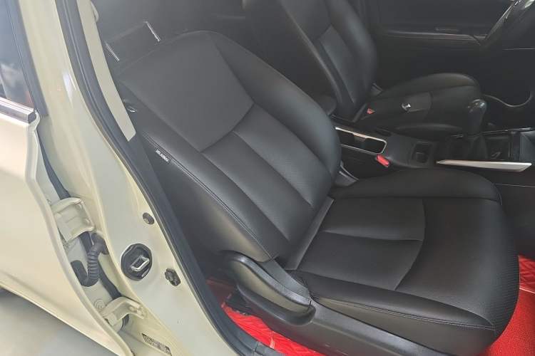 Used Nissan Sylphy 2019 Classic 1.6 XL Manual Luxury Edition Right Front Seat