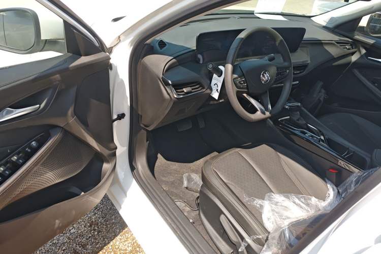 Used Buick Verano 2023 Pro Enjoyment Edition Driver Seat