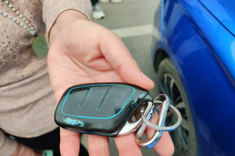 Used Roewe i5 2020 1.5L Automatic 4G Connect Luxury Flagship Edition
