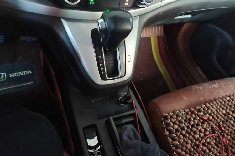 Used Honda CR-V 2012 2.0L two-wheel drive urban version