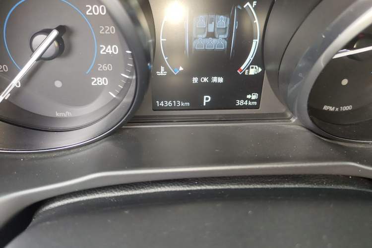 Used Jaguar XFL 2017 XFL 2.0T 240PS Luxury Edition Odometer Close Up