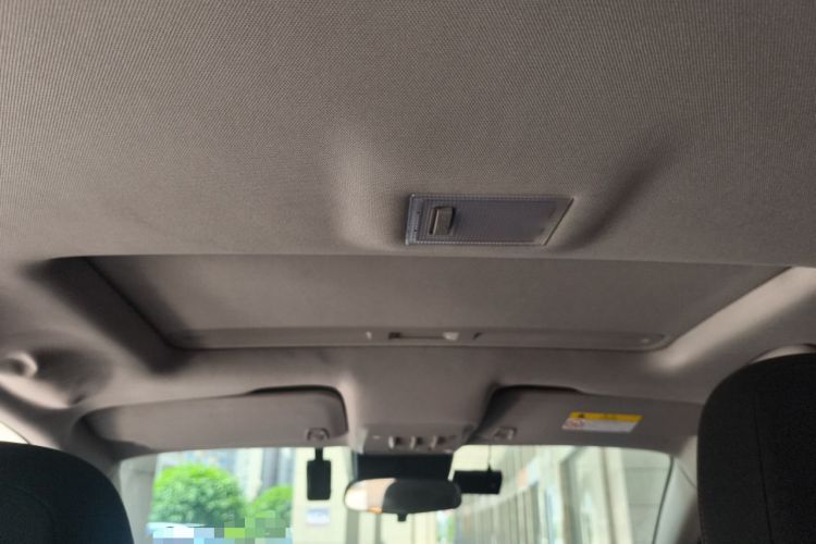 Used Buick Encore 2017 18T Automatic Two-Wheel Drive Urban Fashion Model
