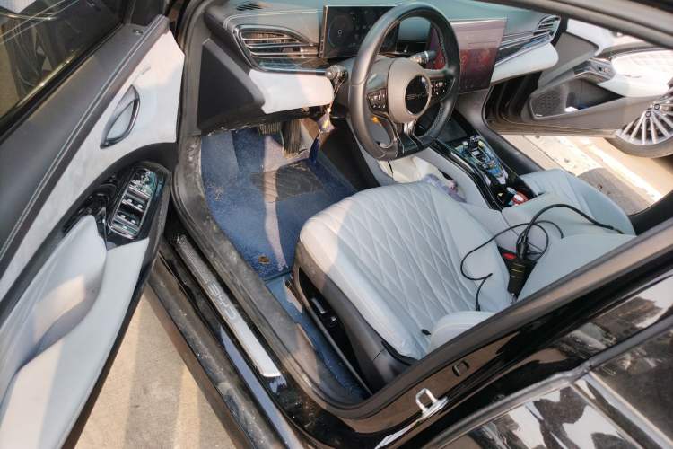 Used BYD Seal 2022 550 km Standard Range Rear-Wheel Drive Prestige Version