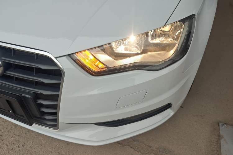 Used Audi A3 2016 Limousine 35 TFSI Ambition Edition