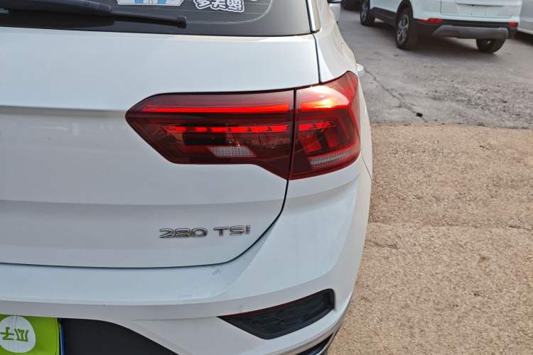 Used Volkswagen T-ROC 2021 Revised Version 280TSI DSG Two-Wheel Drive Luxury Smart Connectivity Edition