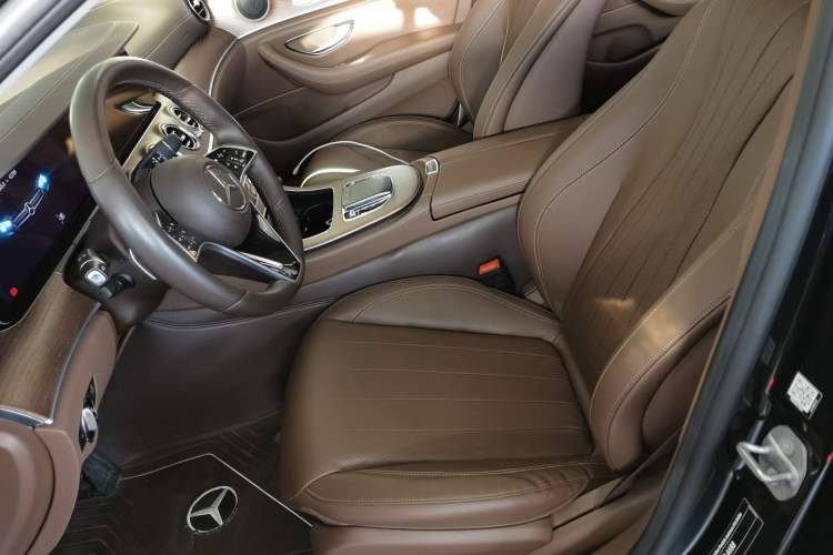 Used Mercedes-Benz E-Class 2023 Updated E 300 L Fashion Edition Left Front Seat