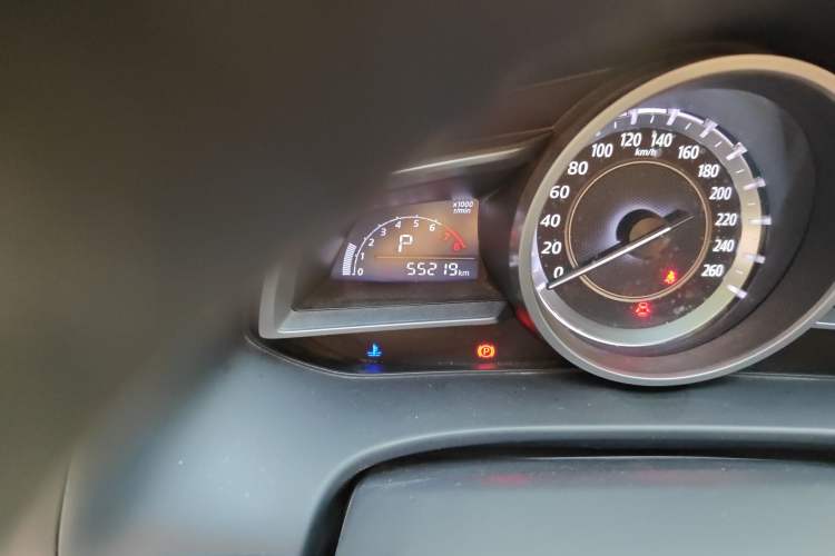 Used Mazda CX-4 2016 2.0L Automatic 2WD Blue Sky Luxury Edition