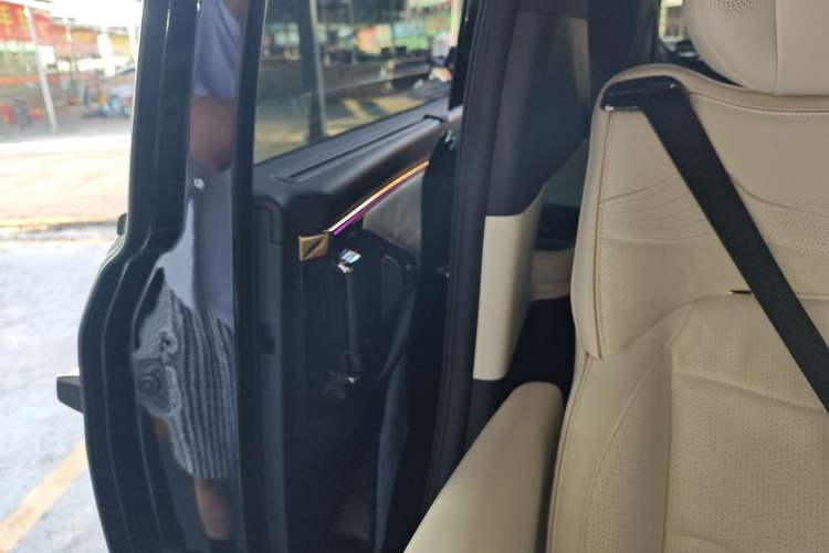 Used GAC Trumpchi M8 2023 Zongshi Series Dual-Motor YuZun Edition