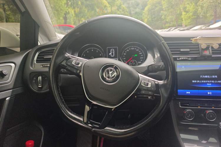 Used Volkswagen Golf 2018 230TSI Automatic Comfort Model