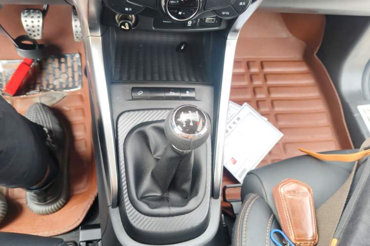 Used BYD Yuan 2017 1.5L Manual Cool Connect Model
