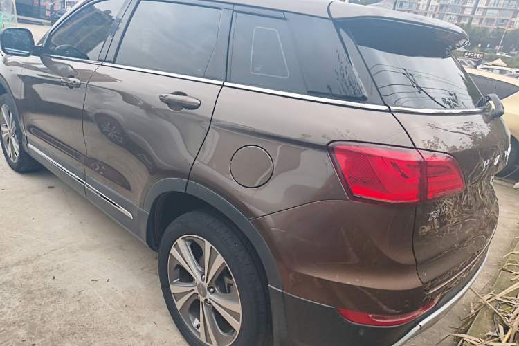 Used Haval H6 Coupe 2015 Blue Label 2.0T Automatic Two-Wheel Drive Elite Model
