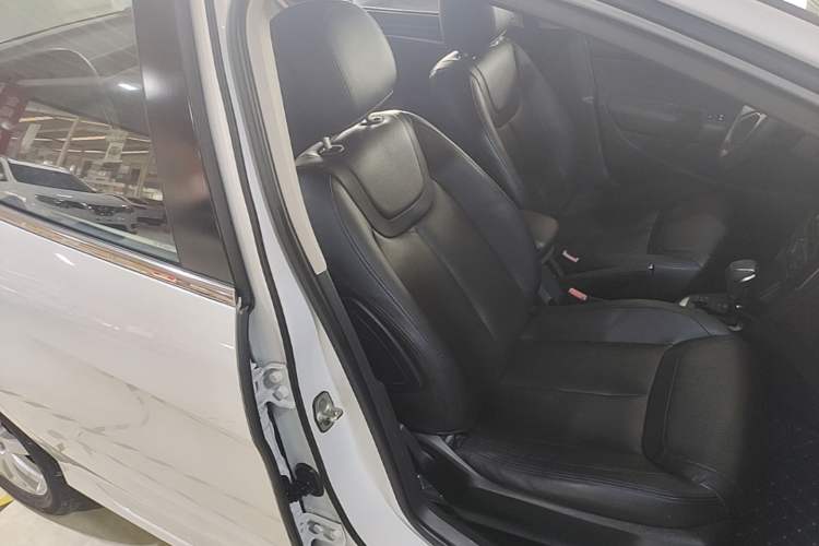 Used Peugeot 308 2014 Enjoyment Edition Classic 1.6L Automatic Fashion Model Right Front Seat