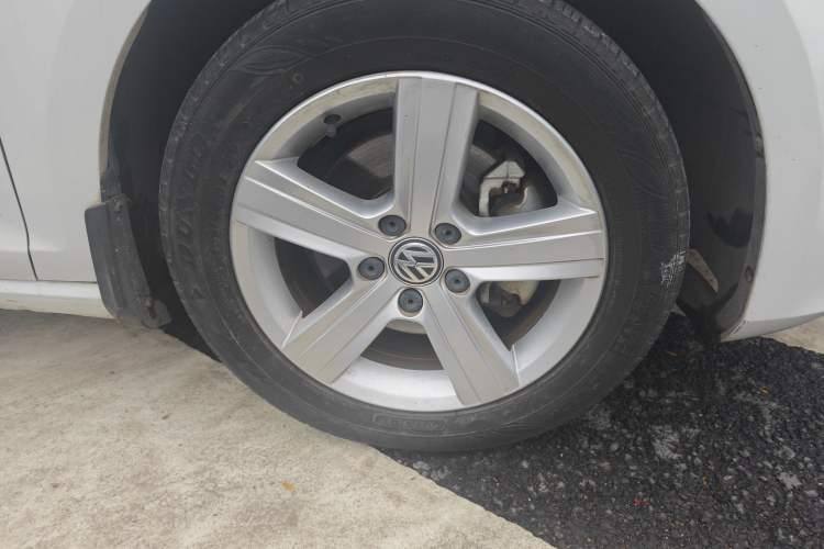 Used Volkswagen Golf 2017 230TSI Automatic Comfort Edition – Celebrating Milestone of One Million Units
