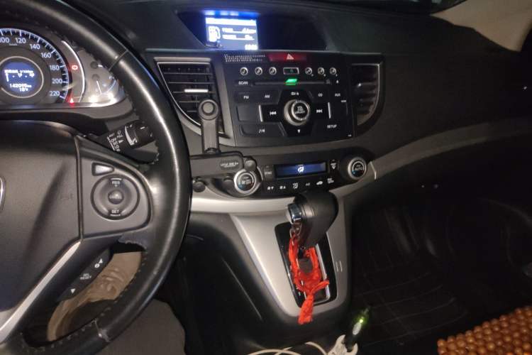 Used Honda CR-V 2013 2.4L two-wheel drive luxury version