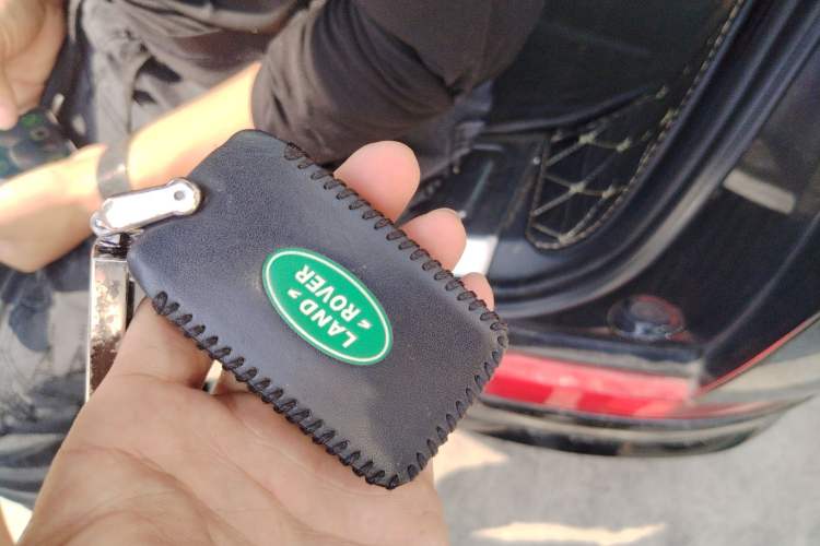 Used Land Rover Discovery Sport 2020 249 PS R-Dynamic Performance Edition
