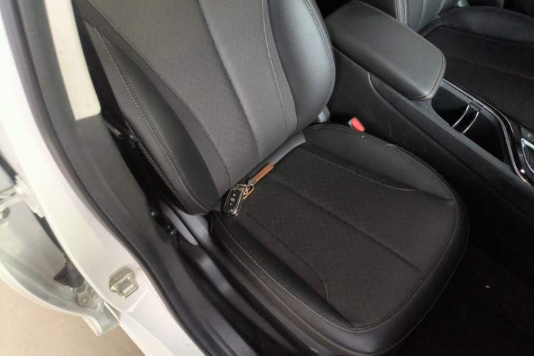 Used Buick Verano 2023 Pro Enjoyment Edition Right Front Seat