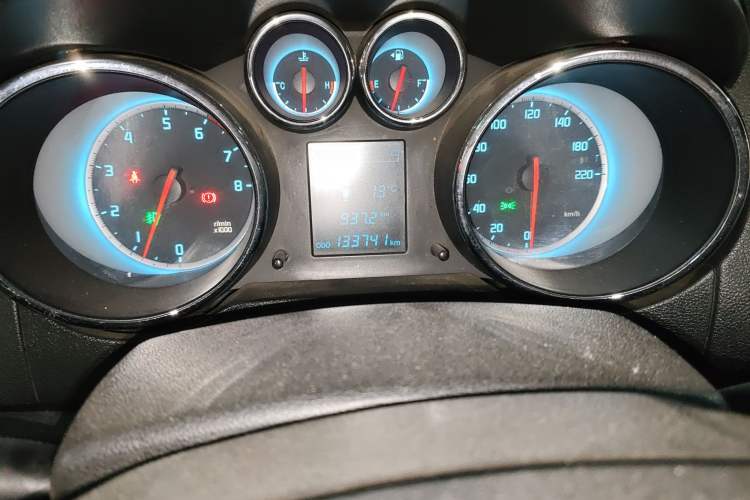 Used CHANGAN CS35 2012 1.6L Manual Comfort Edition China IV Standard
