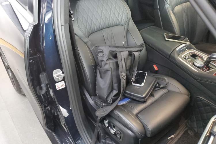 Used BMW X6 2020 xDrive40i Luxury Model with M Sport Package