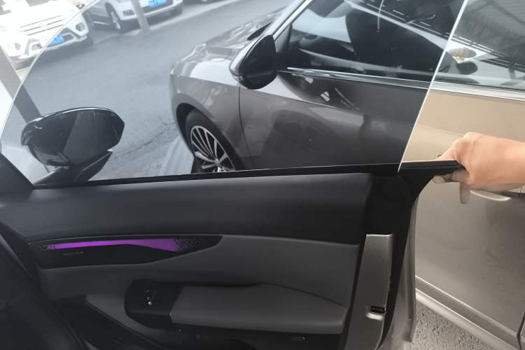 Used Lynk & Co 07 2024 EM-P 126 Long-Range Halo
