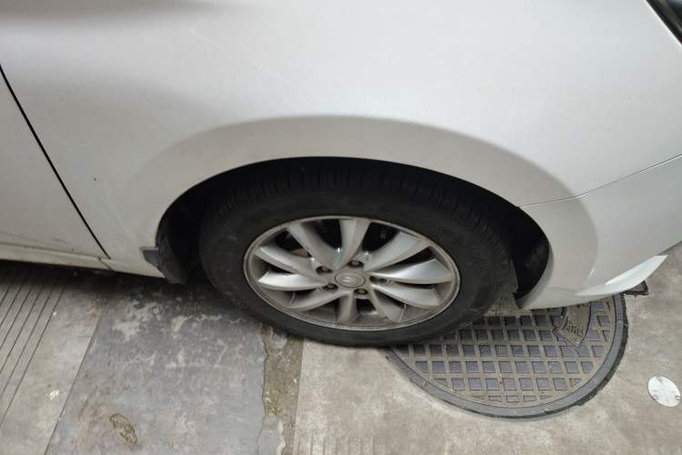 Used Changan Alsvin V7 2016 1.6L Manual Joyride Model China V Standard
