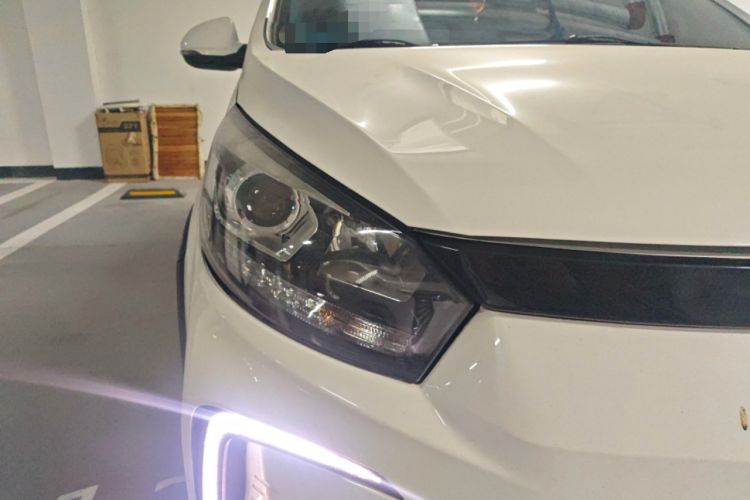 Used BAIC New Energy EC5 2019 New Style Edition Right Front Headlight