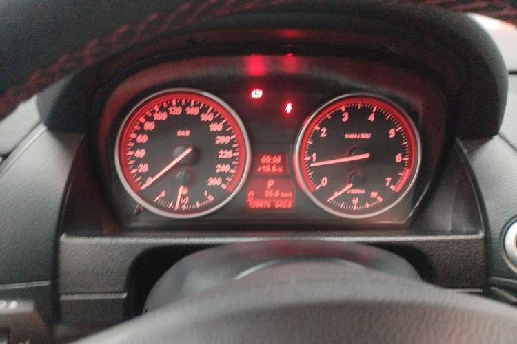 Used BMW X1 2013 sDrive18i Sport Design Package Instrument Cluster