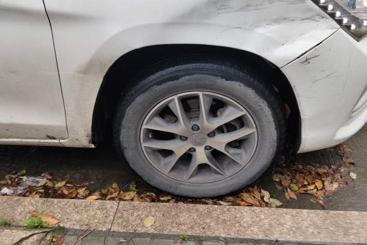 Used BYD Song 2016 GaiShi Edition 1.5TI Manual Elite Model