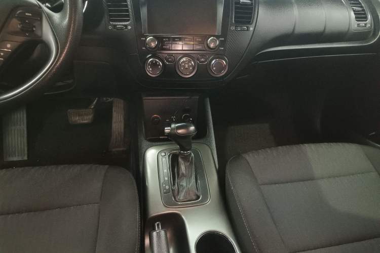 Used Kia K3 2015 1.6L Automatic GL Gear Lever