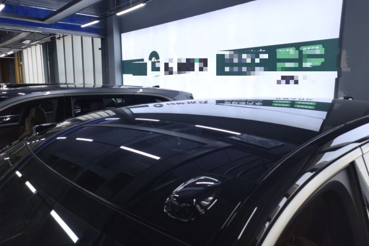 Used ONVO Luxeed L90 2025 Model—Max Six-Seater Version Roof