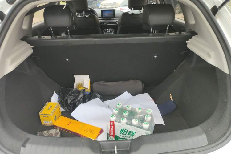 Used BYD e2 2019 400 Travel Edition Trunk