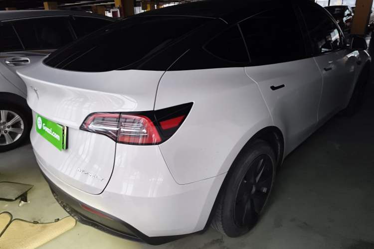 Used Tesla Model Y 2024 Rear-Wheel-Drive Version