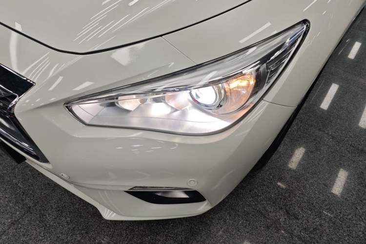 Used Infiniti Q50L 2018 2.0T Comfort Edition China VI Standard Left Front Headlight