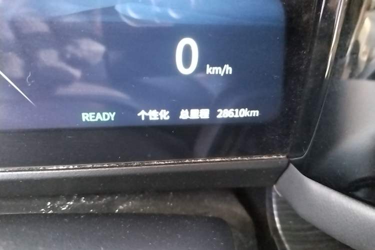 Used iCAR 03 2024 501km Four-wheel Drive Long-Range Advanced Version Odometer Close Up