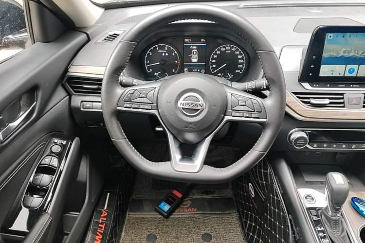 Used Nissan Teana 2021 2.0L XL Comfort Edition Steering Wheel