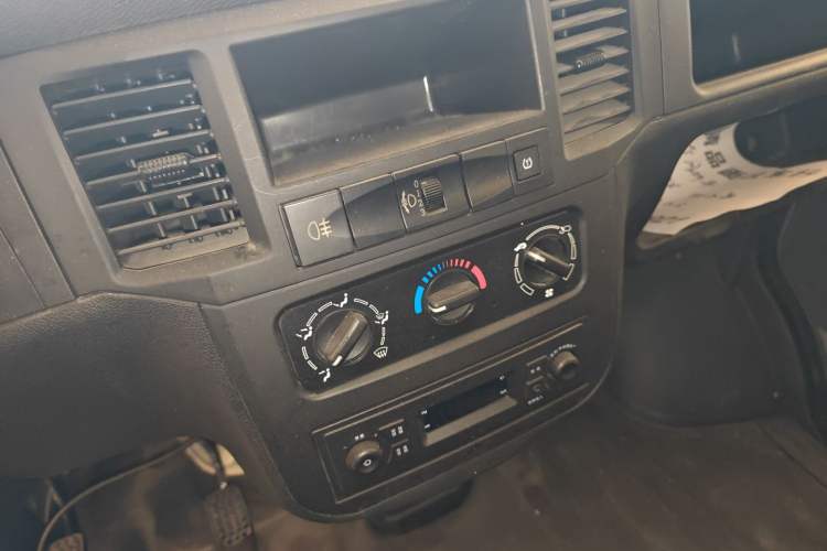 Used Wuling Zhiguang 2023 1.5L Practical Version 5/7 Seats