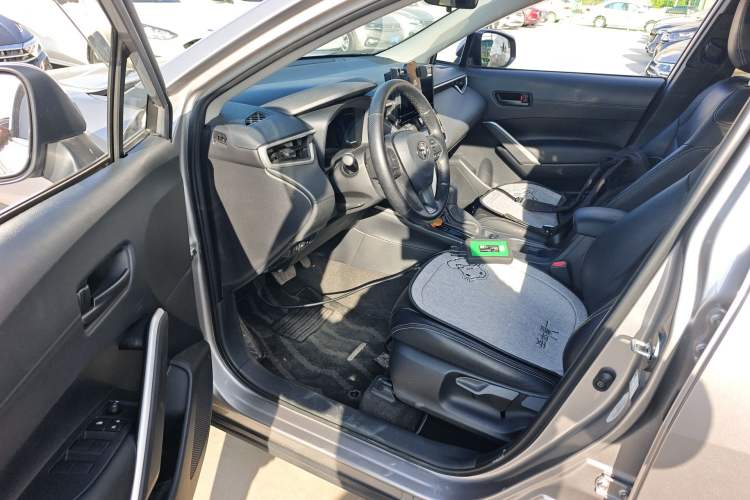 Used Toyota Corolla Cross 2023 2.0L Elite Edition Driver Seat