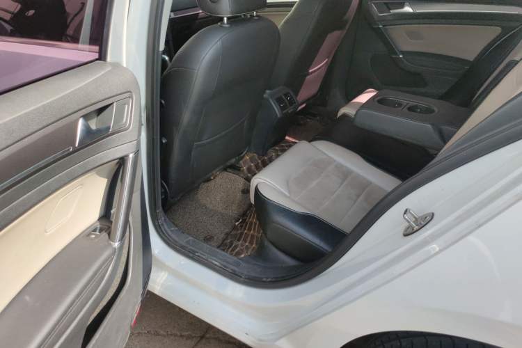 Used Volkswagen Golf 2017 230TSI Automatic Luxury Million-Vehicle Commemorative Edition